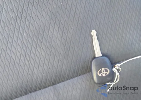 2019 Toyota Corolla Le from USA, damaged, VIN 2T1BURHE4KC147738